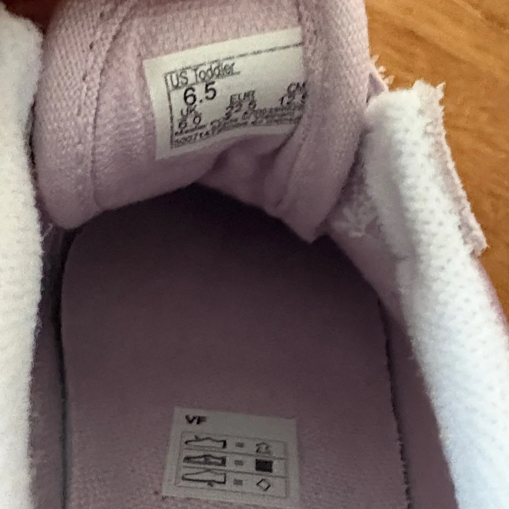Vans Toddler Lavender/Pink Velcro Sneakers, NWOT - Picture 7 of 7